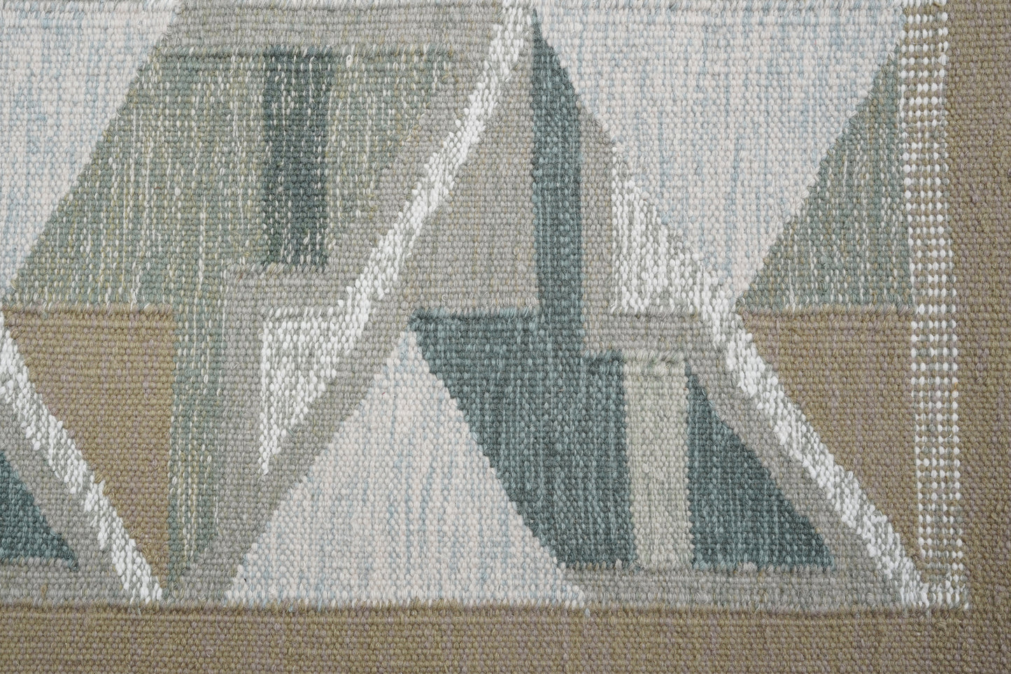 Handwoven Kilim Rug, Sage Beige Triangle Geometric Flatweave Rug, Scandinavian Wool Area Rug