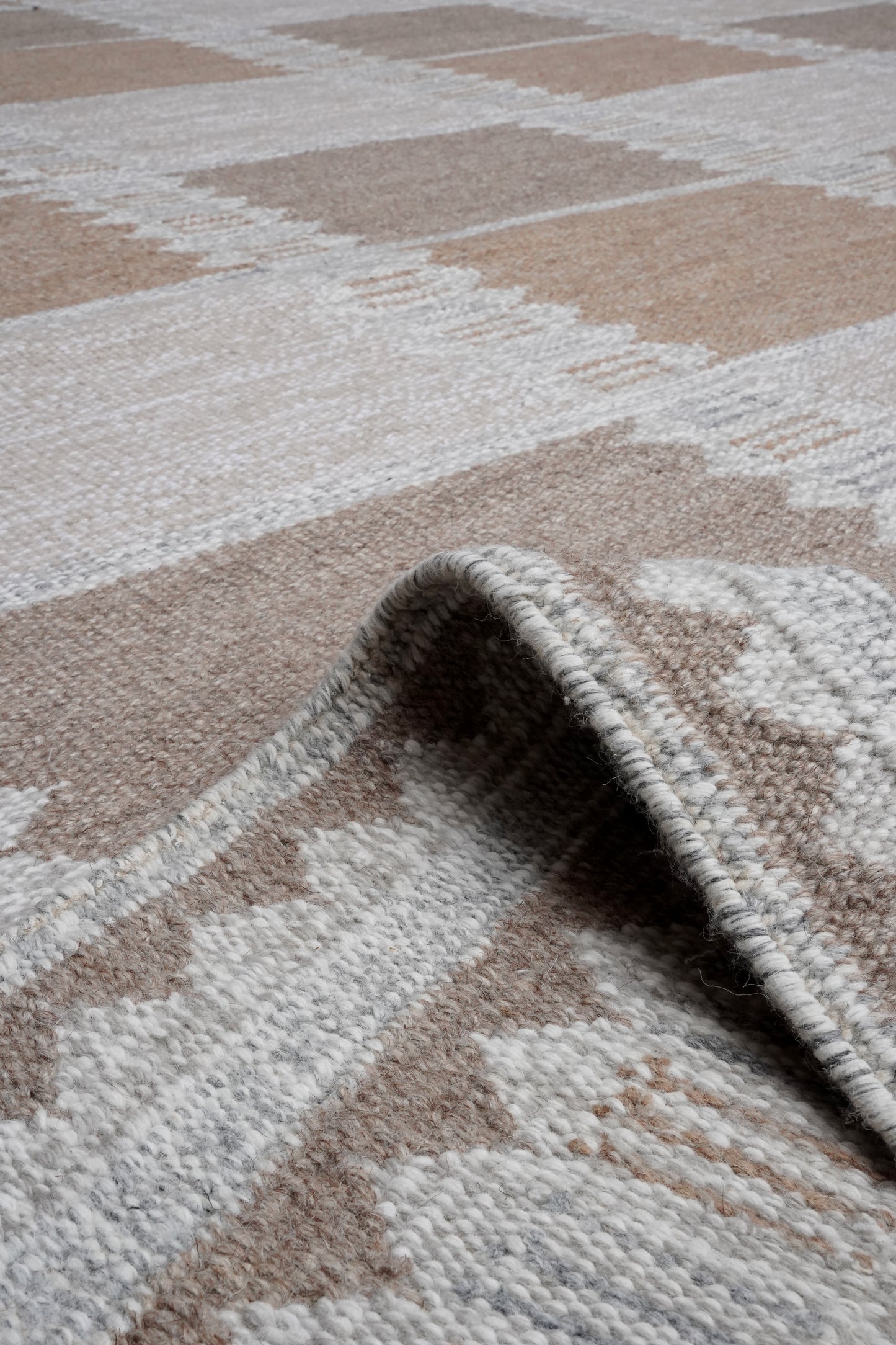 Handwoven Kilim Rug, Beige Tan Diamond Border Flatweave Rug, Tribal Scandinavian Wool Rug, Boho Area Rug