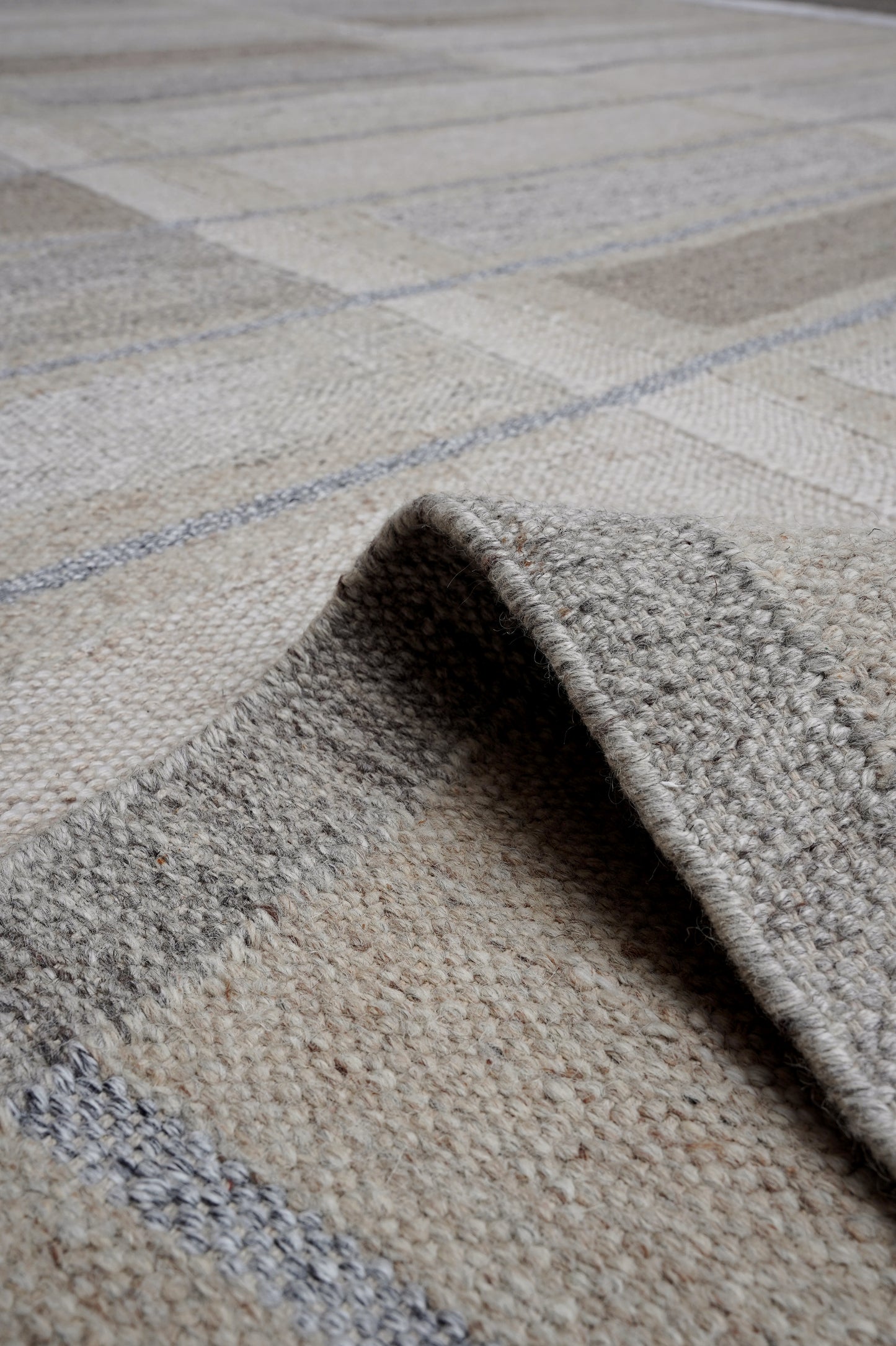 Handwoven Kilim Rug, Cream Grey Striped Flatweave Wool Rug, Scandinavian Border Rug, Minimalist Boho Area Rug