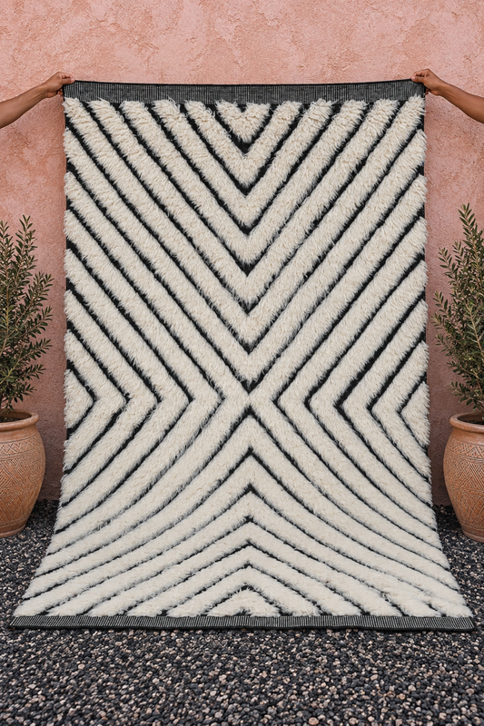 Moroccan Chevron Rug – 100% New Zealand Wool | Ivory & Black Handwoven Beni Ourain Style Area Rug