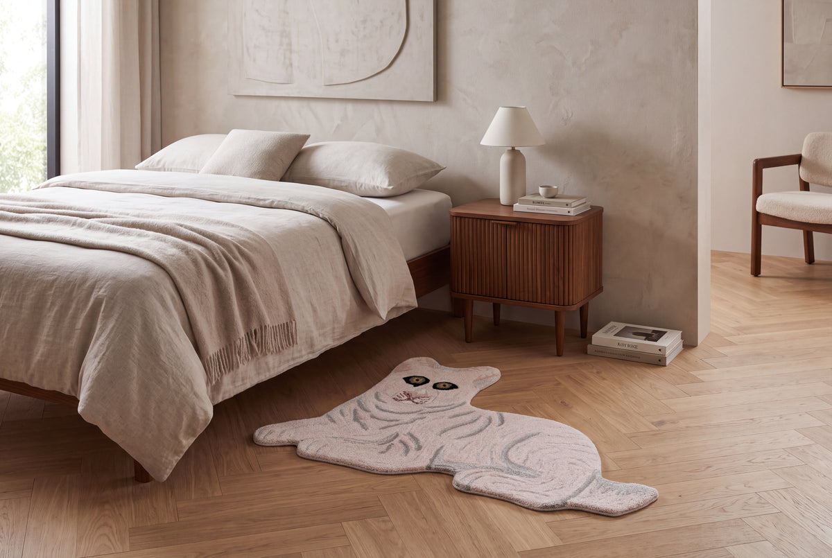 Hand Tufted Cat Rug – Pink & Grey Animal Shaped Wool Rug for Bedroom, Nursery & Kids Room Décor | 2 × 3 Feet