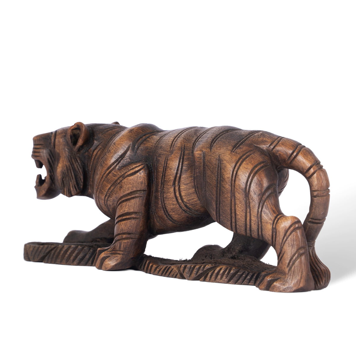 Hand Carved Wooden Tiger Sculpture – Traditional Indian Wild Animal Figurine Home Décor
