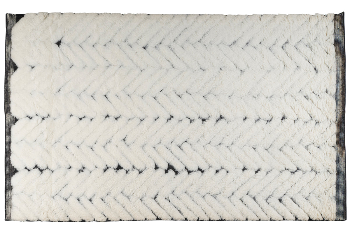 Hand Knotted Moroccan Wool Rug – Ivory & Black Chevron Pattern | Luxury High Pile Rug