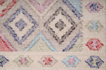 Pastel Geometric Kilim Wool Durrie Rug – Handwoven Ivory Multicolor Carpet