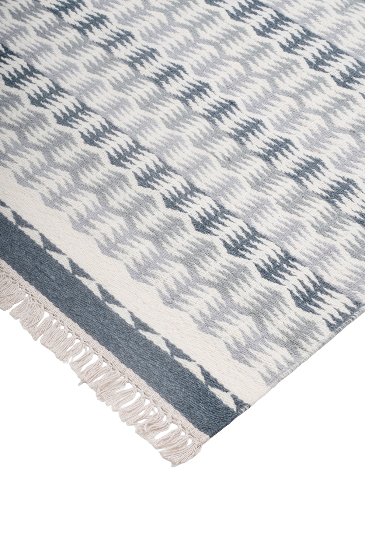 Scandinavian Grey Geometric Wool Durrie Rug – Handwoven Ivory Kilim Carpet