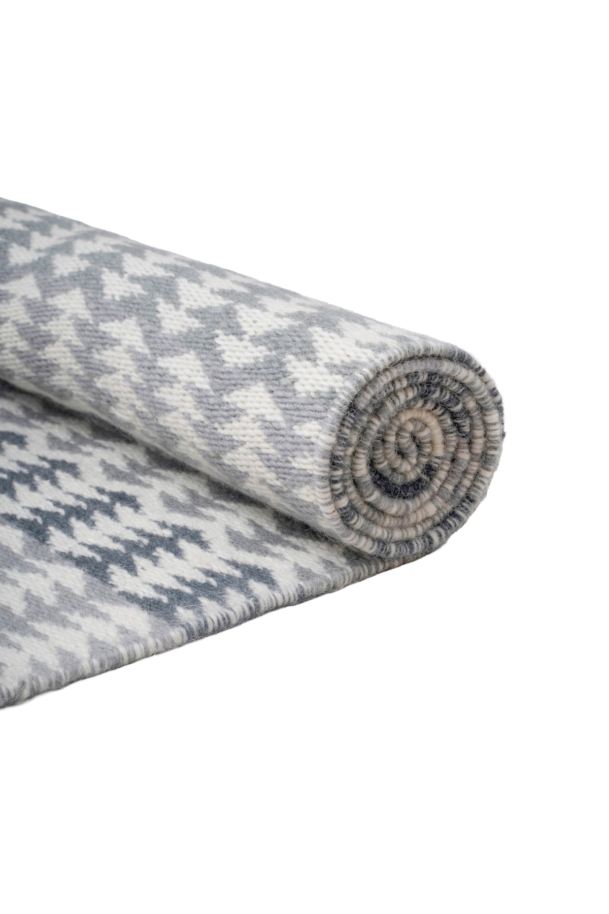 Scandinavian Grey Geometric Wool Durrie Rug – Handwoven Ivory Kilim Carpet