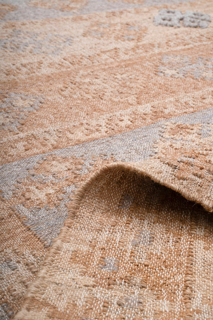 Handwoven Wool Jute Kilim Rug – Beige Vintage Distressed Durrie