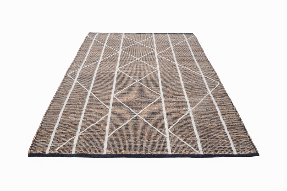 Handwoven Wool & Jute Diamond Pattern Rug | Natural Textured Contemporary Floor Rug
