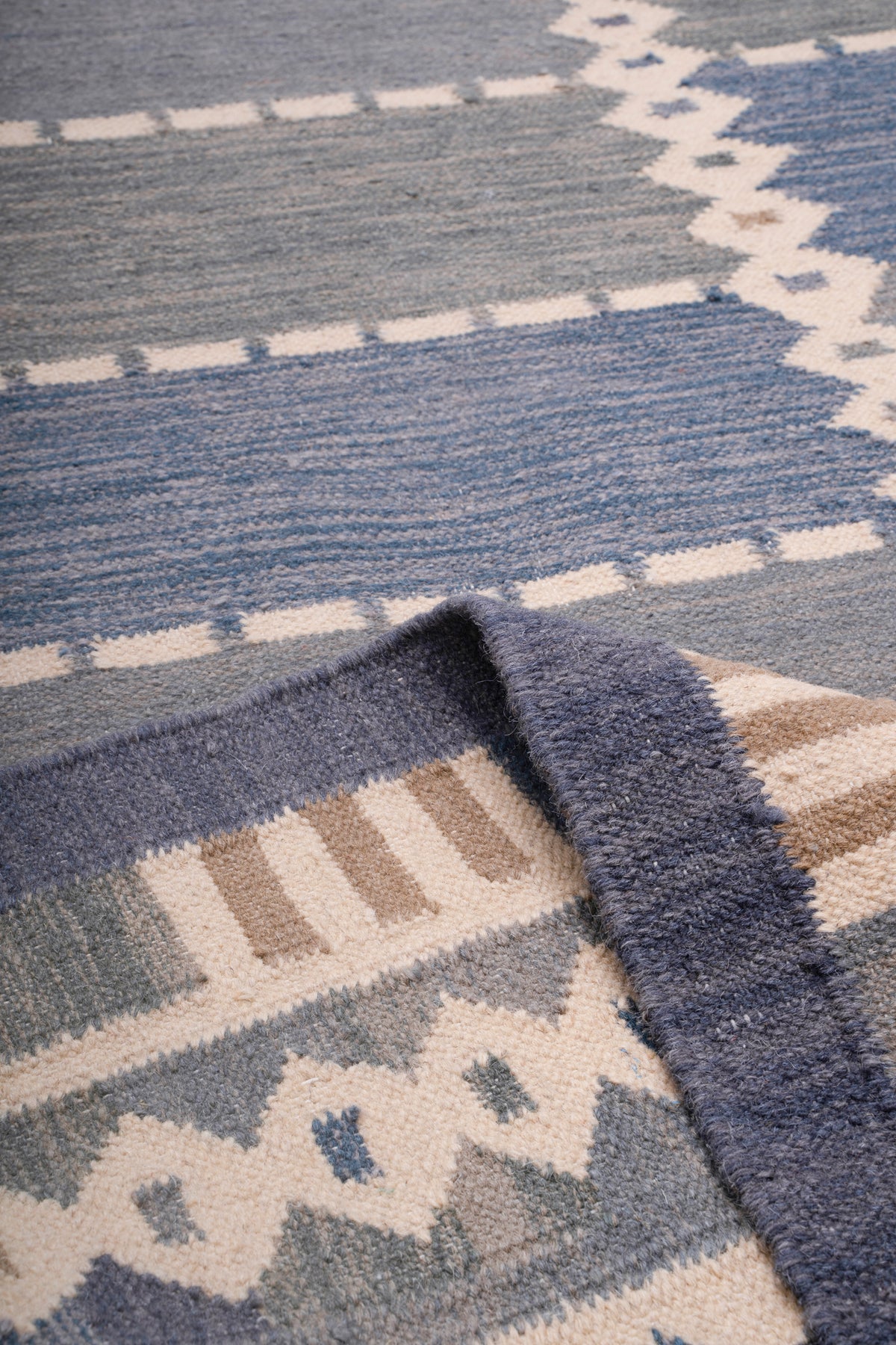 Handwoven Wool Kilim Durrie Rug – Blue Grey Geometric Tribal Area Rug with Fringe