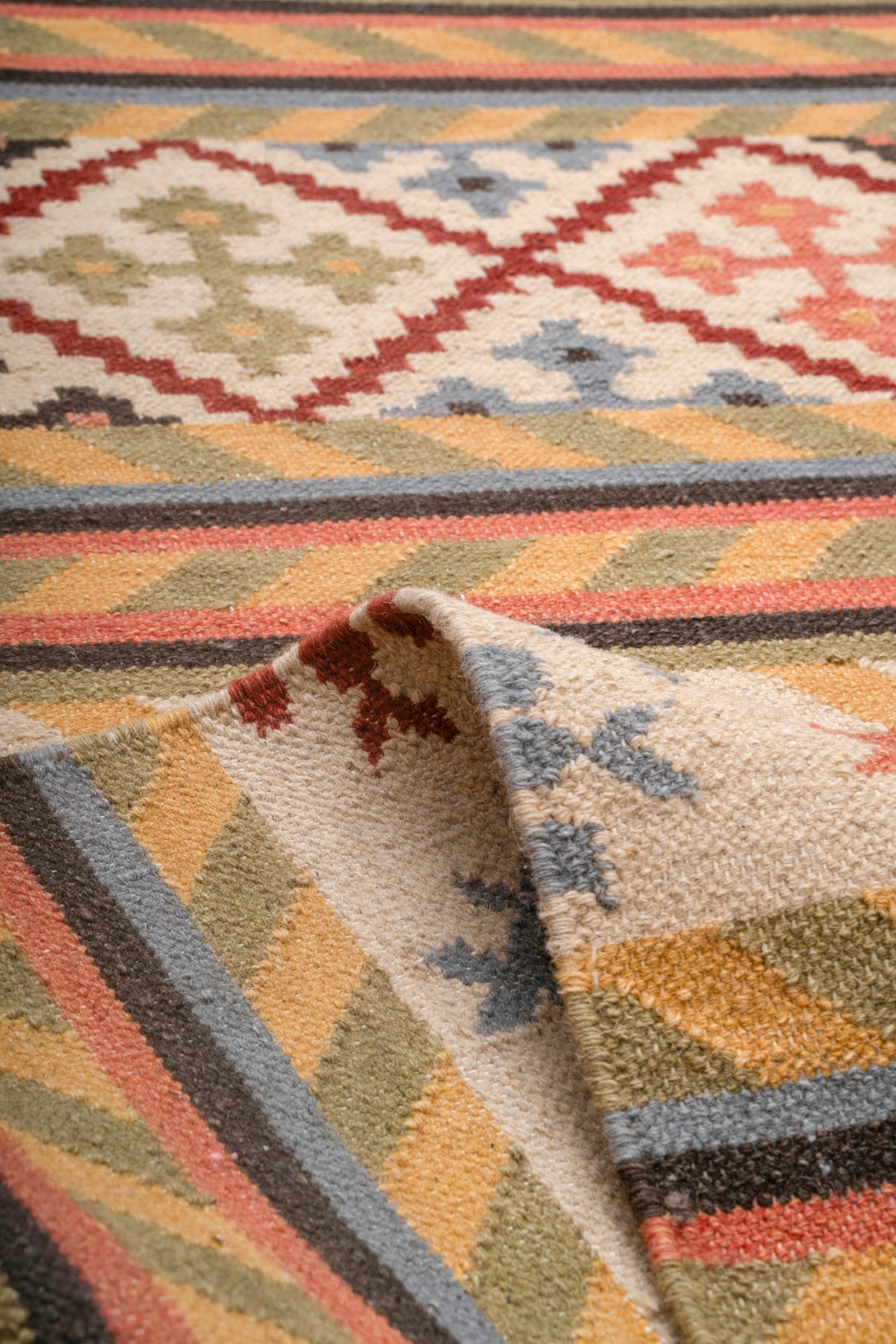 Handwoven Wool Kilim Durrie Rug, Multicolor Geometric Tribal Area Rug, Traditional Indian Flatweave Carpet