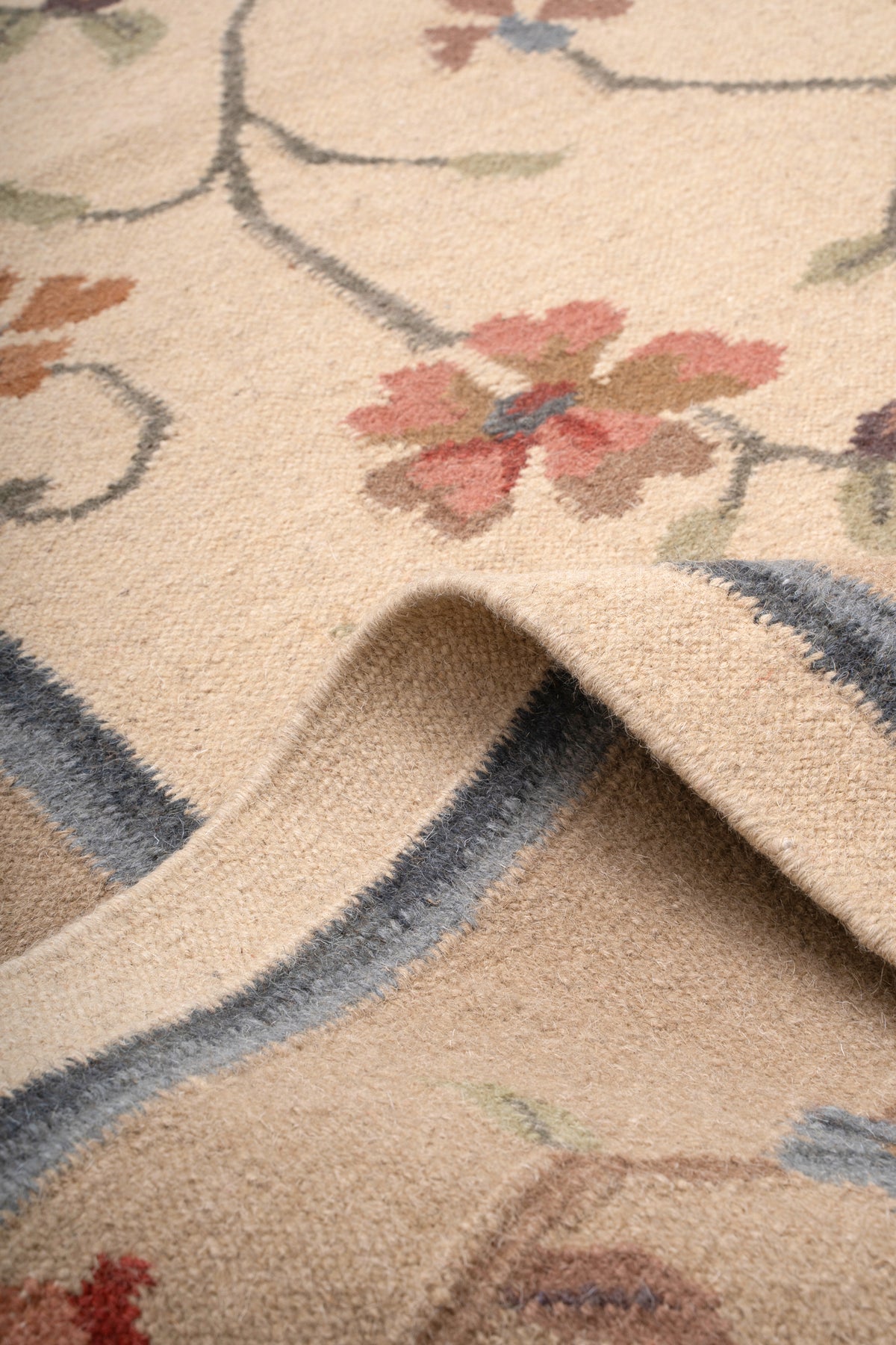Hand-Woven Woolen Durrie – Beige & Blue Floral Vine Pattern Area Rug (80% Wool, 20% Cotton)