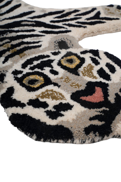 Hand Tufted Tiger Rug – Animal Shaped Wool Rug for Kids Room, Bedroom & Modern Décor | 2 × 3 Feet
