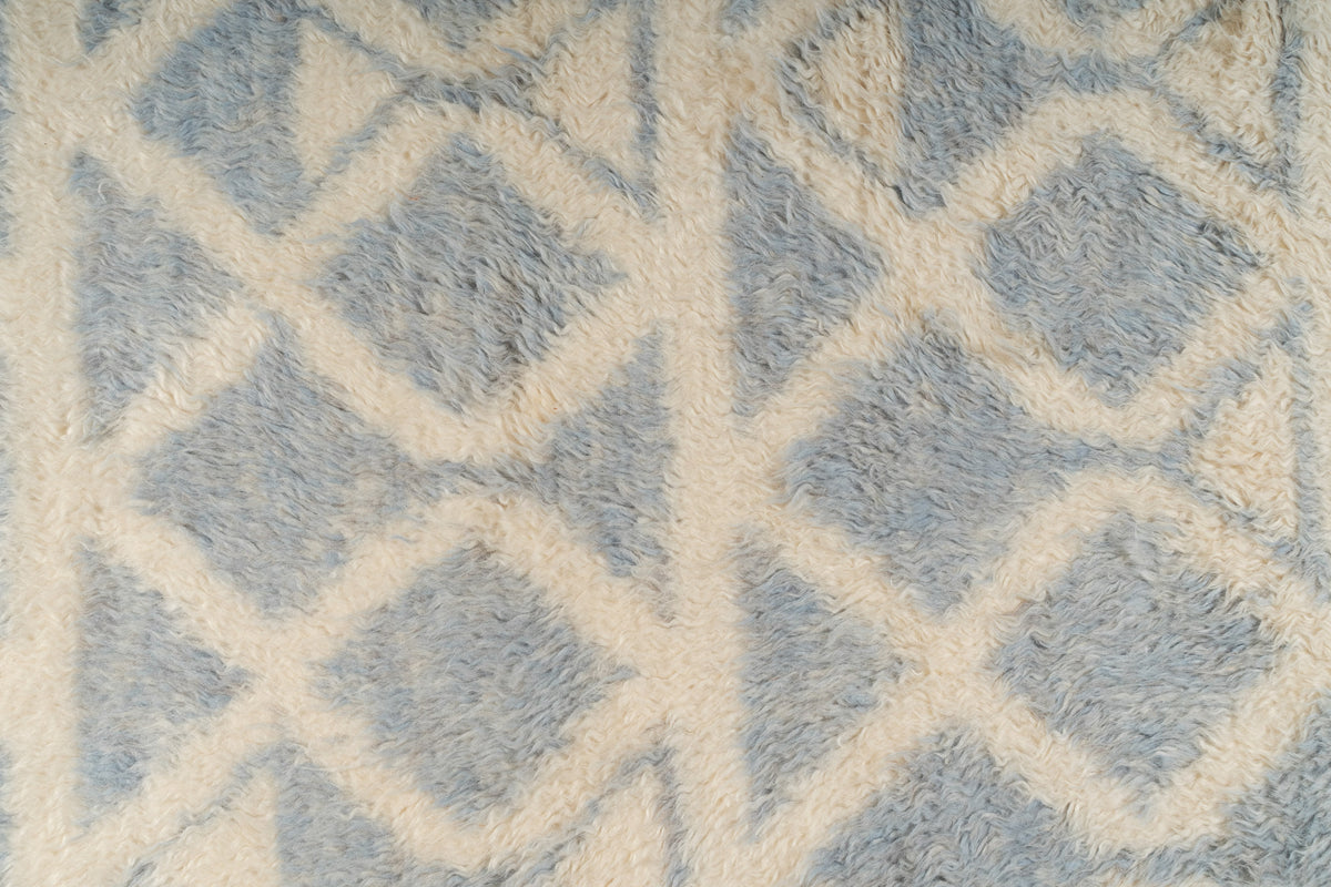 Hand Knotted Moroccan Wool Rug – Cream and Blue Geometric Shag Area Rug