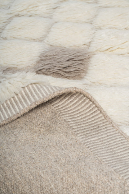 Handwoven Moroccan Style Wool Rug – Cream and Taupe Diamond Pattern Shaggy Area Rug