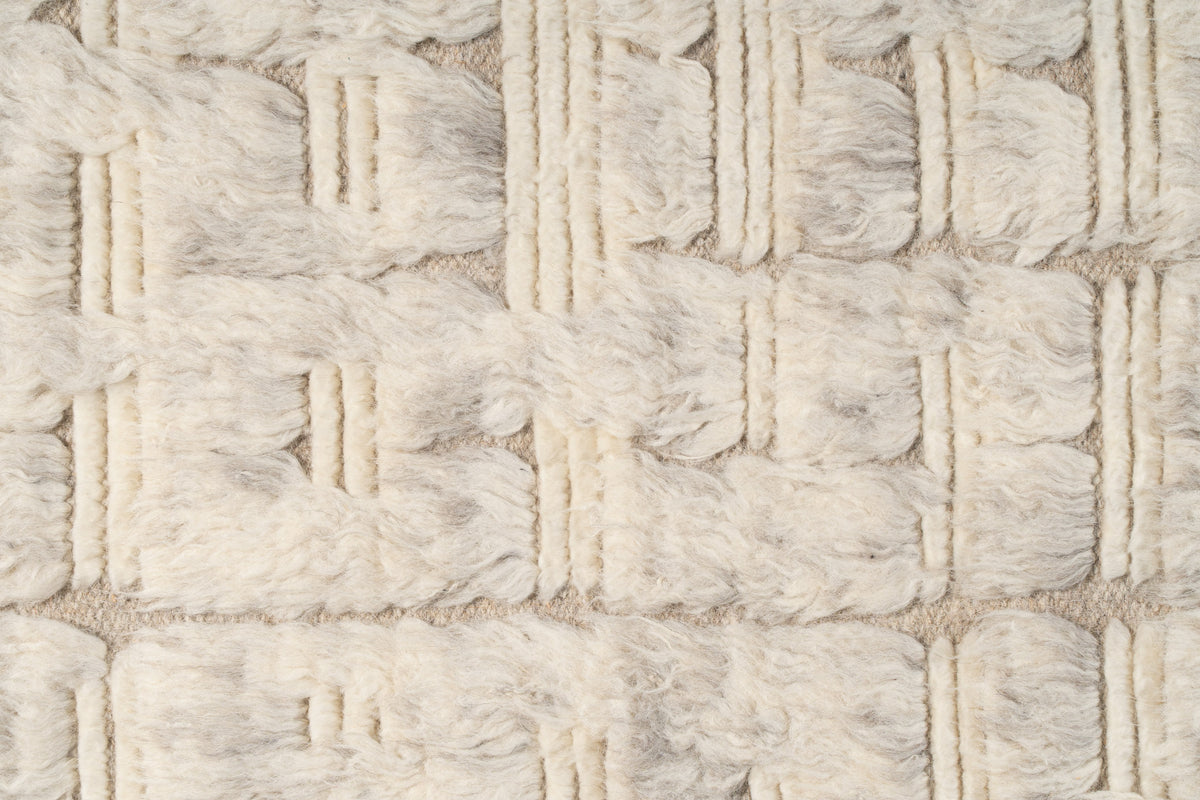Hand Knotted Moroccan Wool Rug – Ivory Cream Textured Geometric Shaggy Area Rug