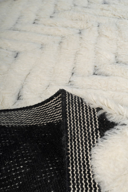 Hand Knotted Moroccan Wool Rug – Ivory & Black Chevron Pattern | Luxury High Pile Rug