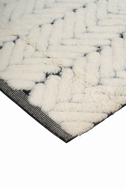 Hand Knotted Moroccan Wool Rug – Ivory & Black Chevron Pattern | Luxury High Pile Rug