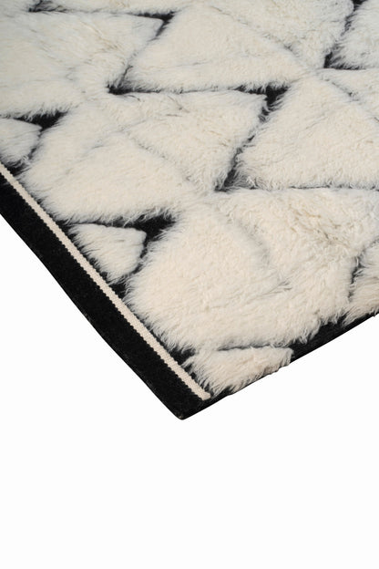Moroccan Ivory Rug – Handwoven Diamond Pattern | Black & Cream Beni Ourain Style Area Rug