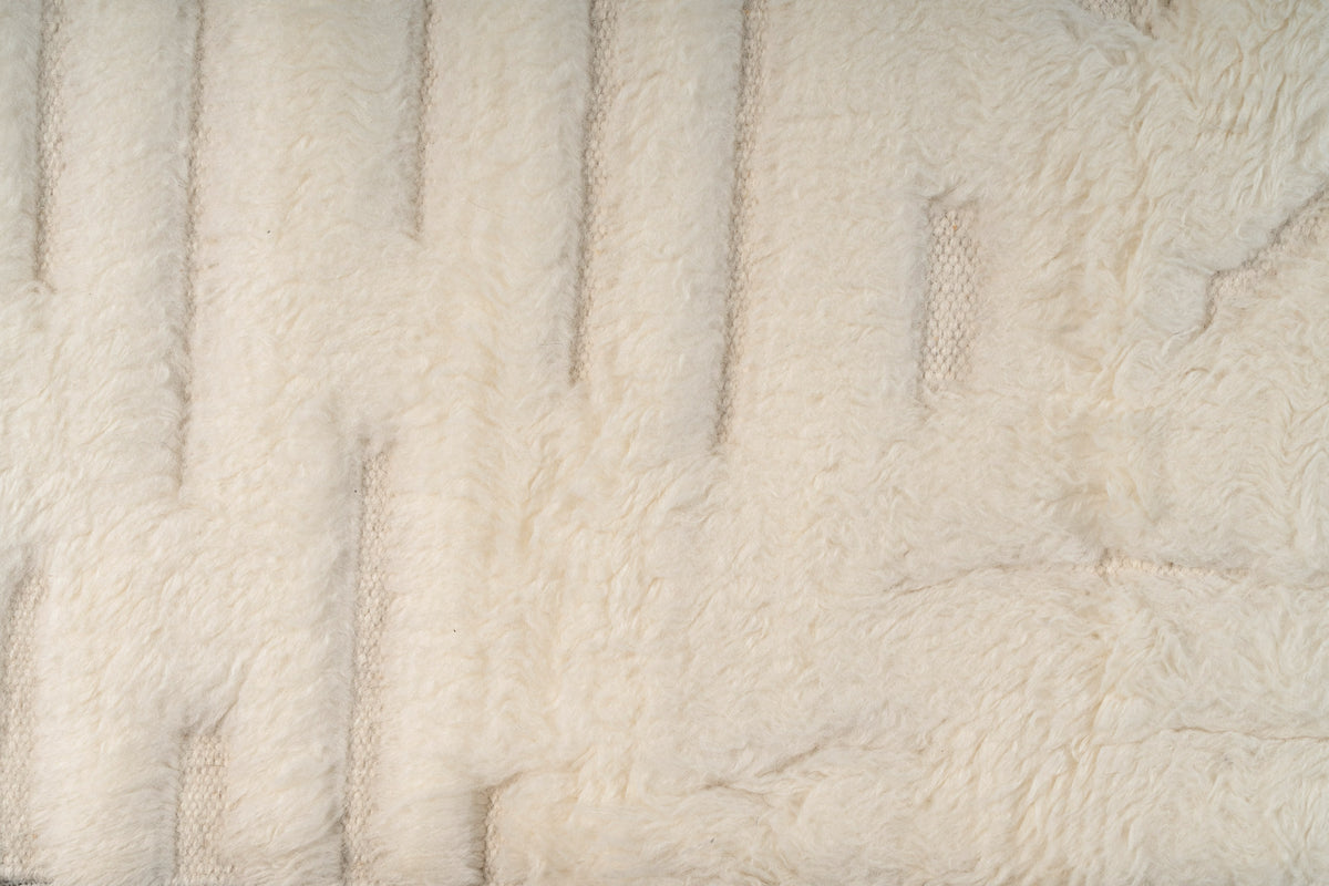 Moroccan Ivory Rug – 100% New Zealand Wool | Handwoven Textured Moroccan Area Rug