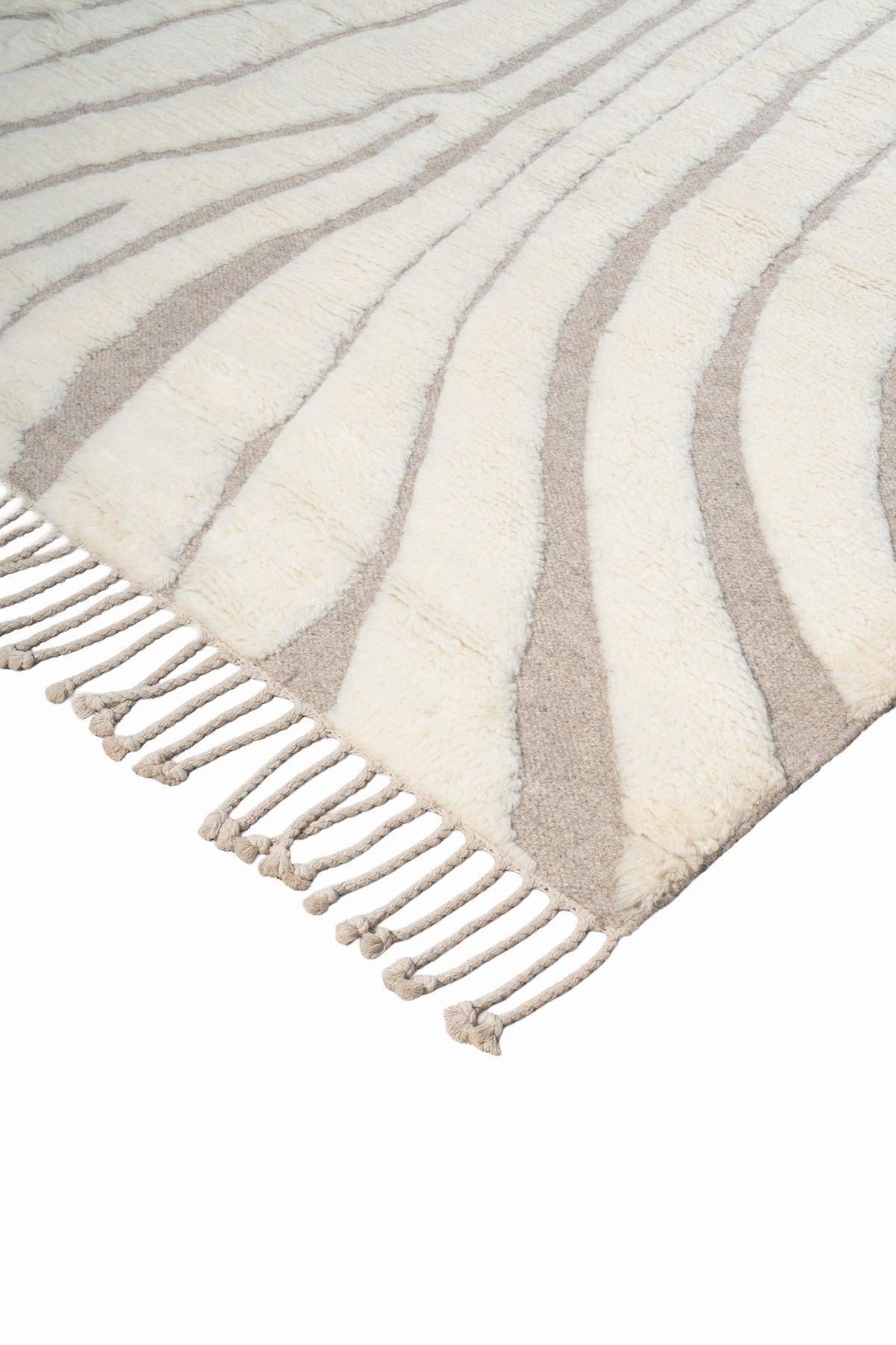 Moroccan Ivory Wool Rug – 100% New Zealand Wool | Handwoven Abstract Line Pattern Rug