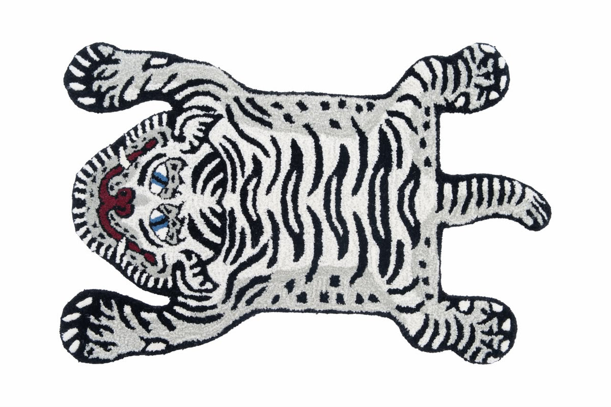 Hand Tufted Tiger Rug – Black & White Animal Shaped Wool Rug for Kids Room, Bedroom & Nursery Décor | 2 × 3 Feet